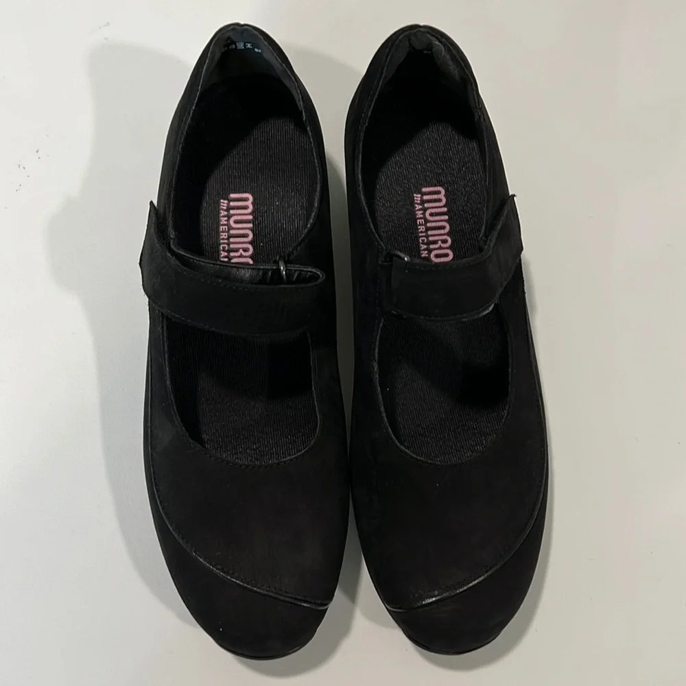 Munro American - Black Suede Mary Jane, 7.5